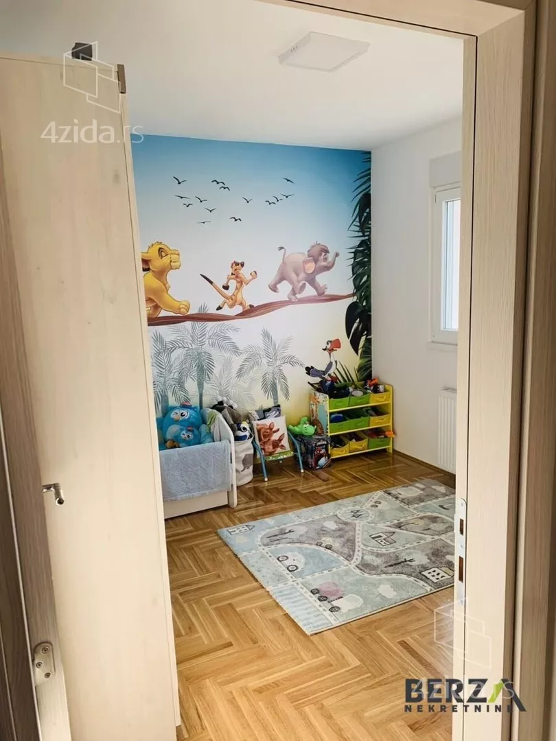 Dvoiposoban stan | 4zida