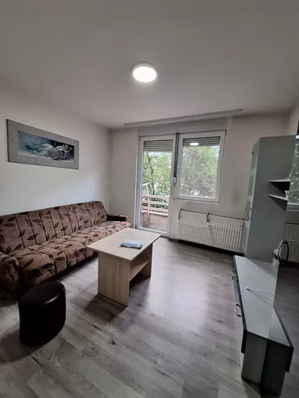 Bruski Put | 4zida.rs