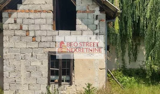 Plac | 4zida
