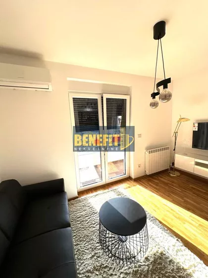 Hala Pionir | 4zida.rs