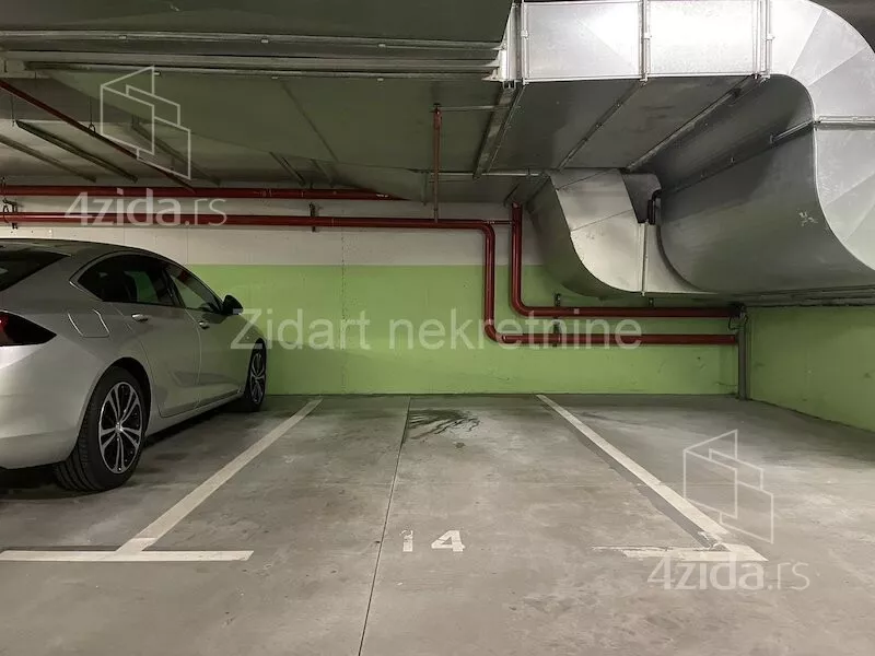 Garaža/Parking | 4zida