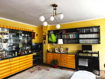 Dom Zdravlja | 4zida.rs