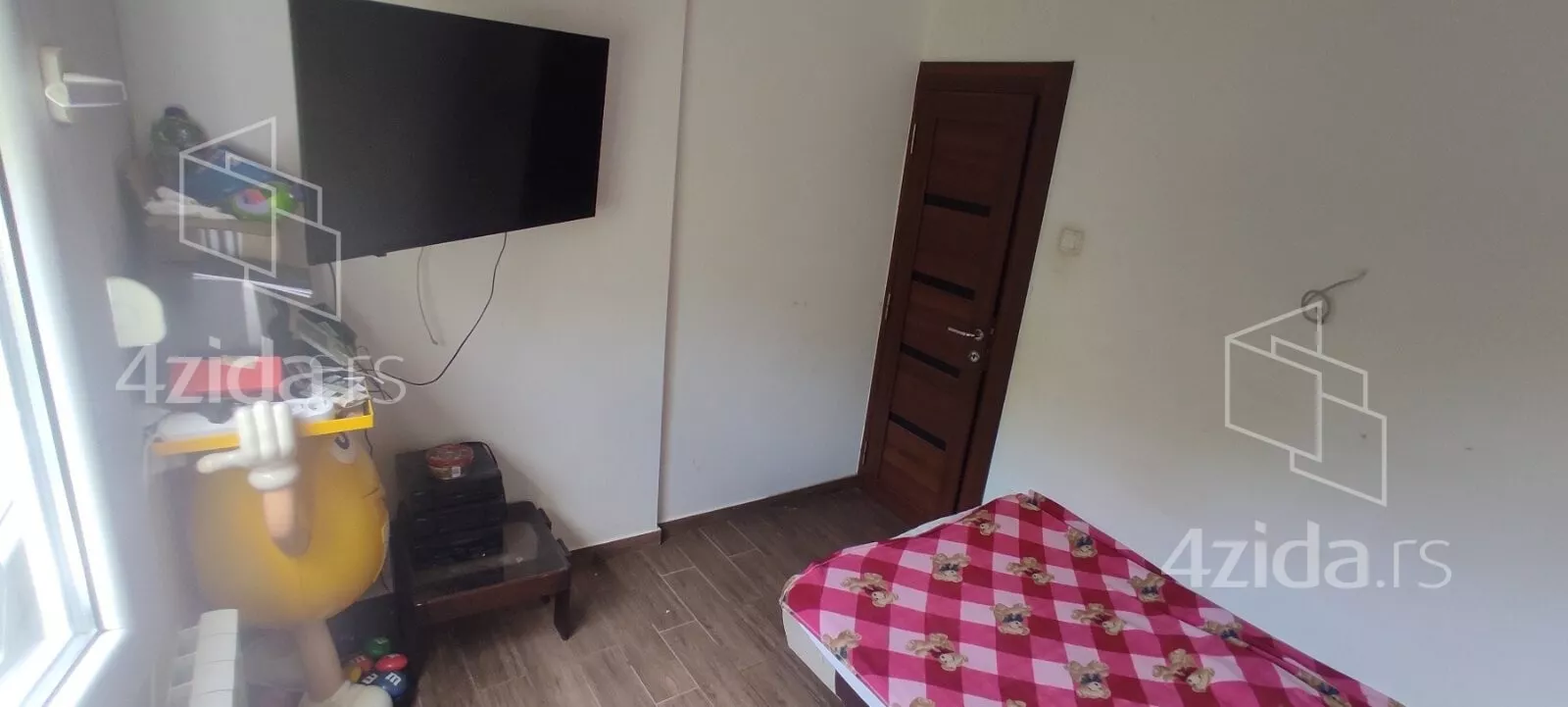 Troiposoban stan | 4zida