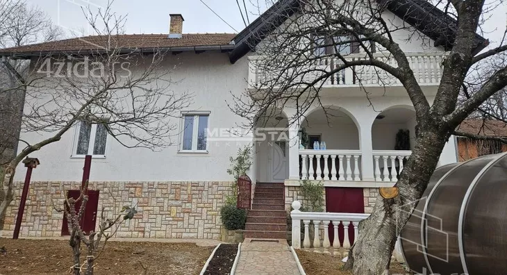 2-etažna kuća | 4zida