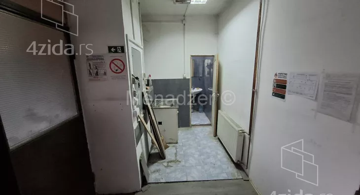 Poslovni prostor | 4zida