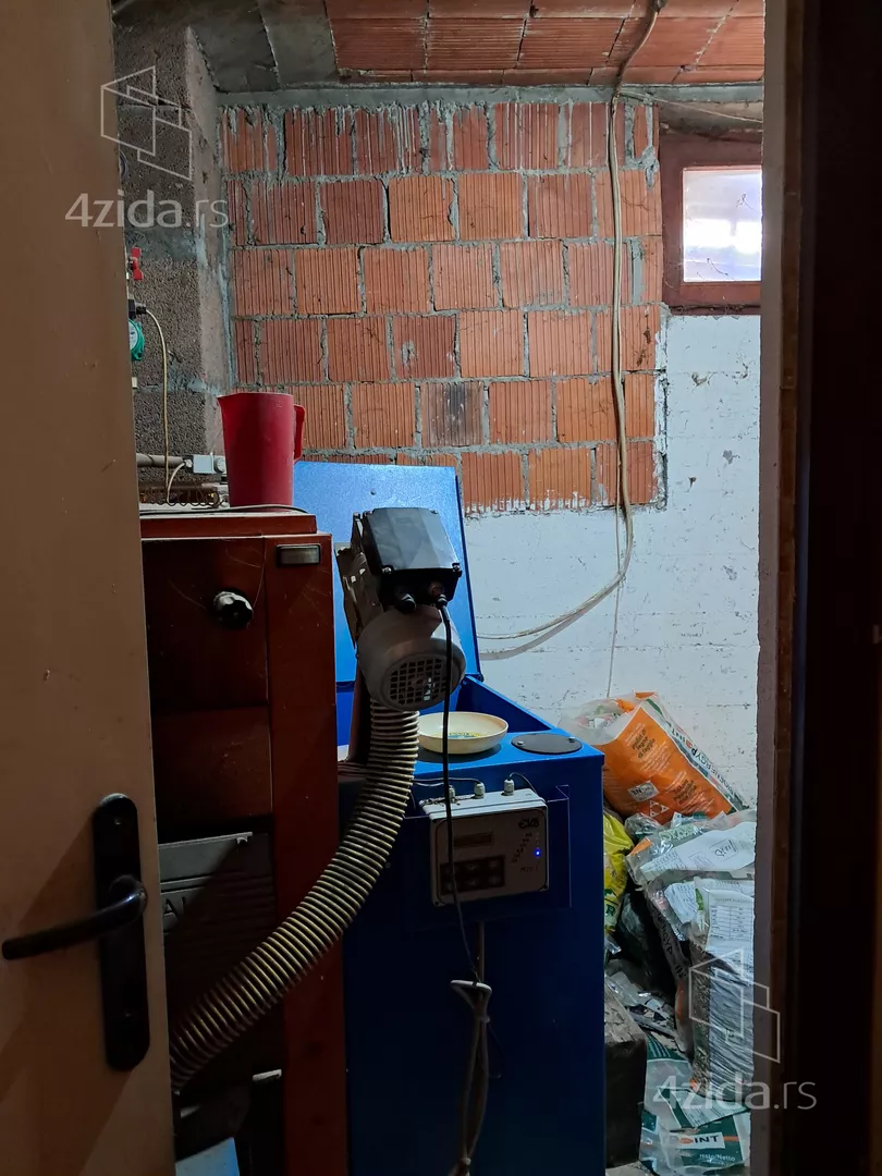 4-etažna kuća | 4zida