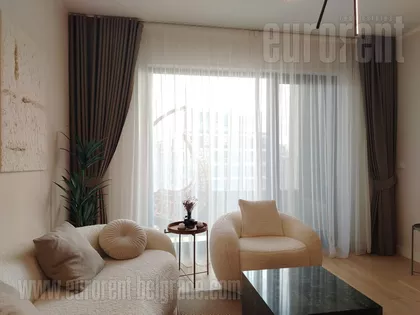 BW - ARIA | 4zida.rs