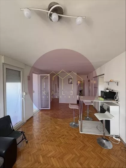 Labudovo Brdo | 4zida.rs