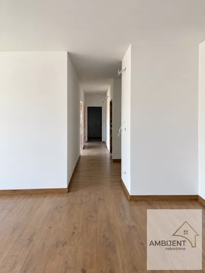 Nova Pazova | 4zida.rs