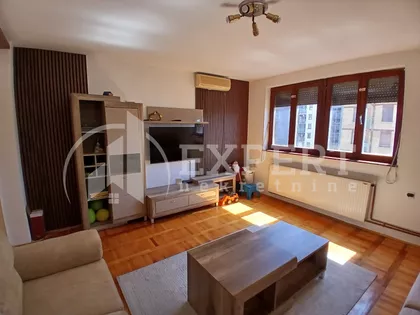 Trg kralja Aleksandra Ujedinitelja | 4zida.rs