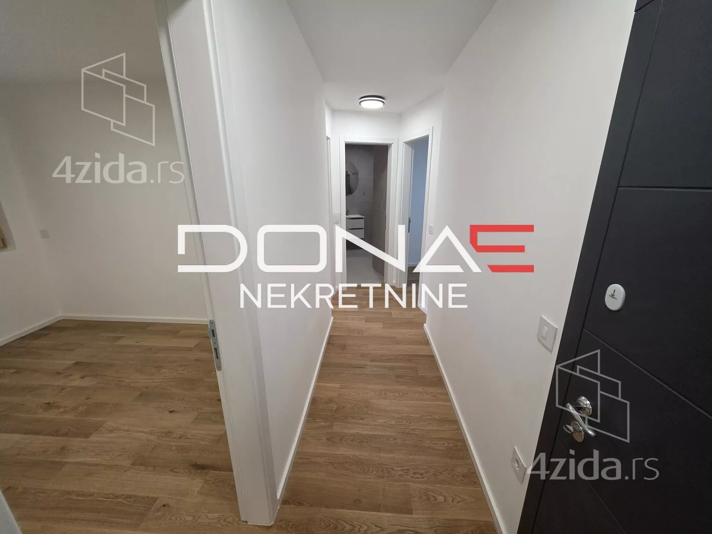 Petosoban stan | 4zida
