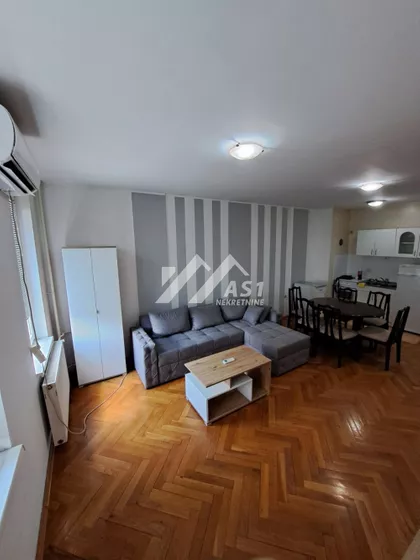 Žitni trg | 4zida.rs