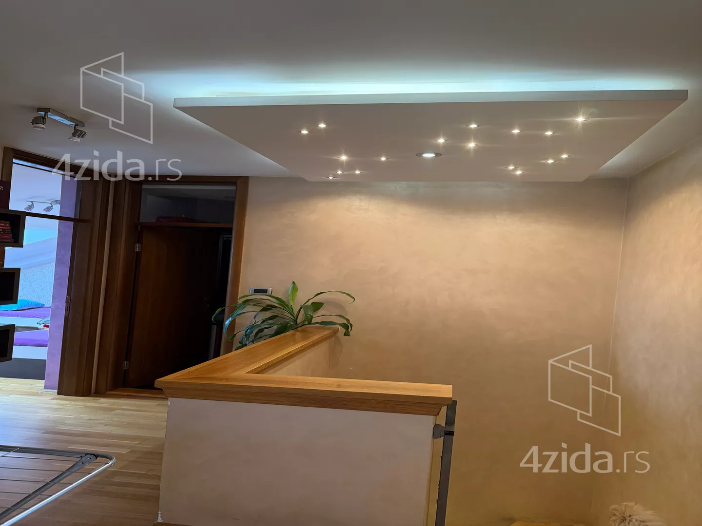 Četvoroiposoban stan | 4zida