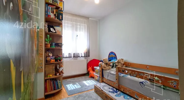 Dvoiposoban stan | 4zida