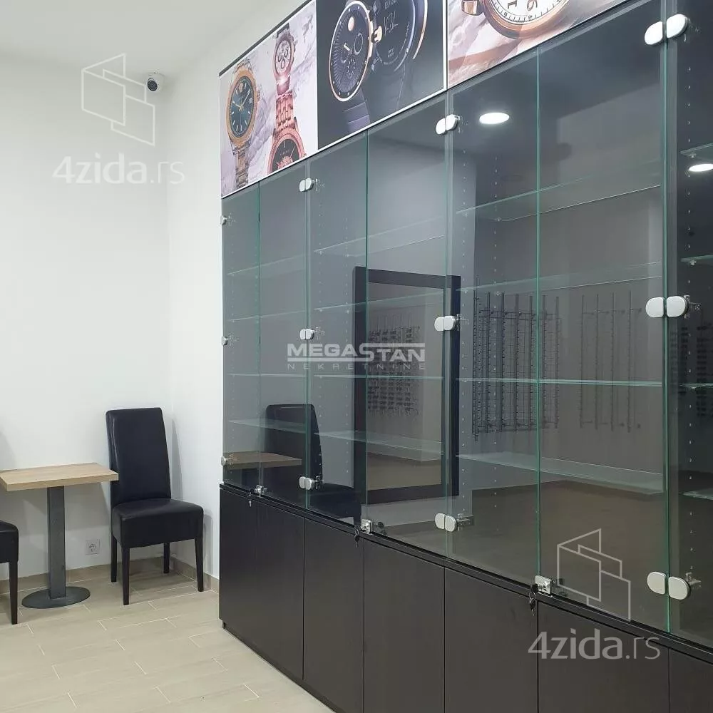 Poslovni prostor | 4zida