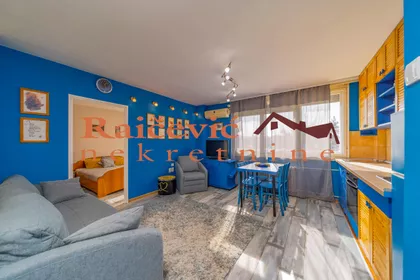 Ustanicka | 4zida.rs