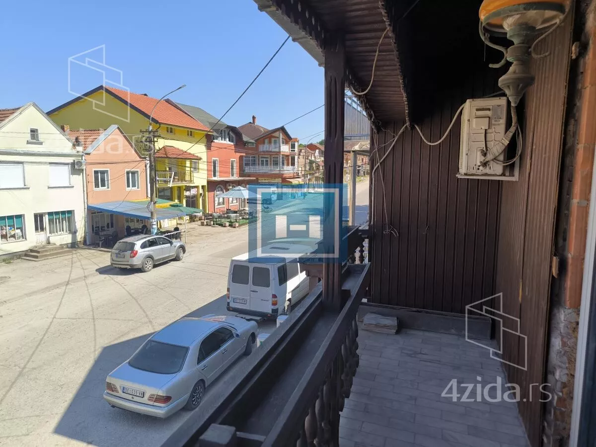 Poslovni prostor | 4zida