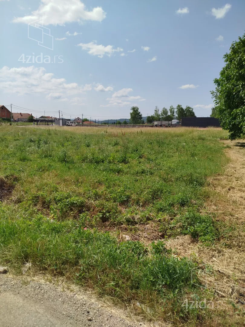 Građevinsko zemljište | 4zida