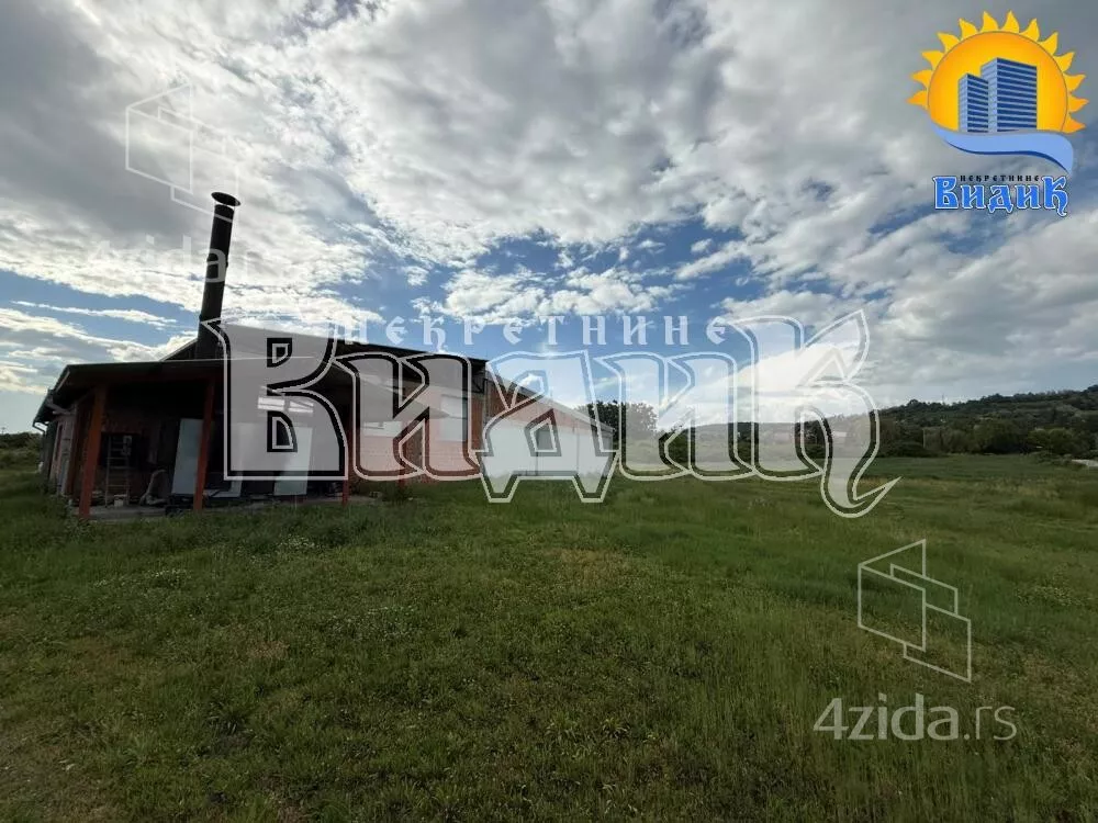 Hala | 4zida