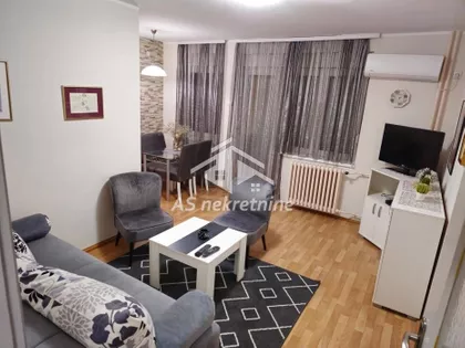 Sarajevska | 4zida.rs