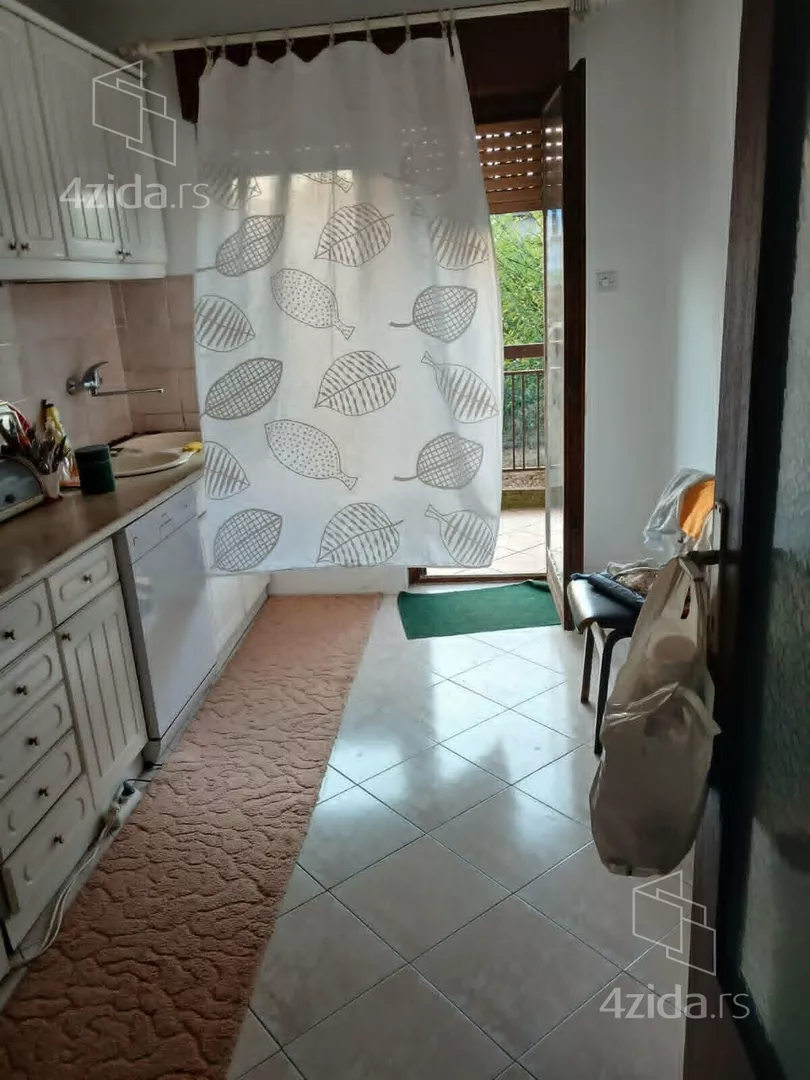 4-etažna kuća | 4zida