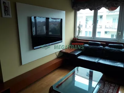 Bulevar Cara Lazara | 4zida.rs