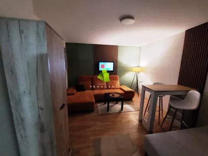 Cara Dušana | 4zida.rs
