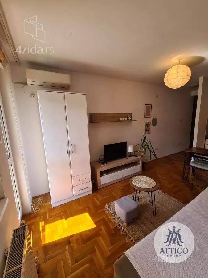 Garsonjera | 4zida
