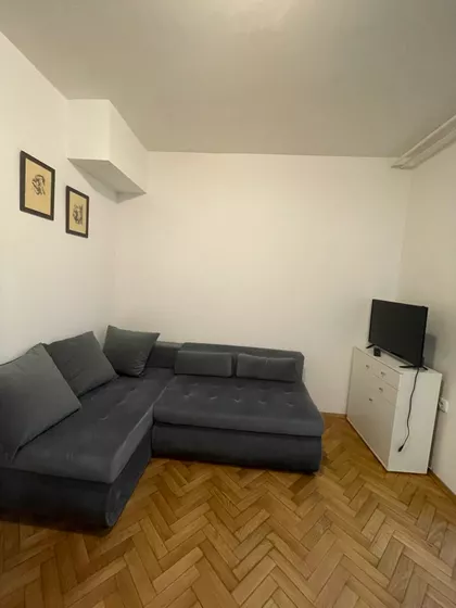 Kosančić Ivana | 4zida.rs