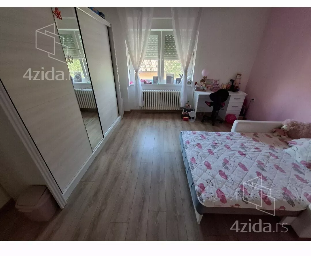 3-etažna kuća | 4zida