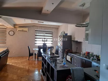 Učitelja Mihailovica | 4zida.rs