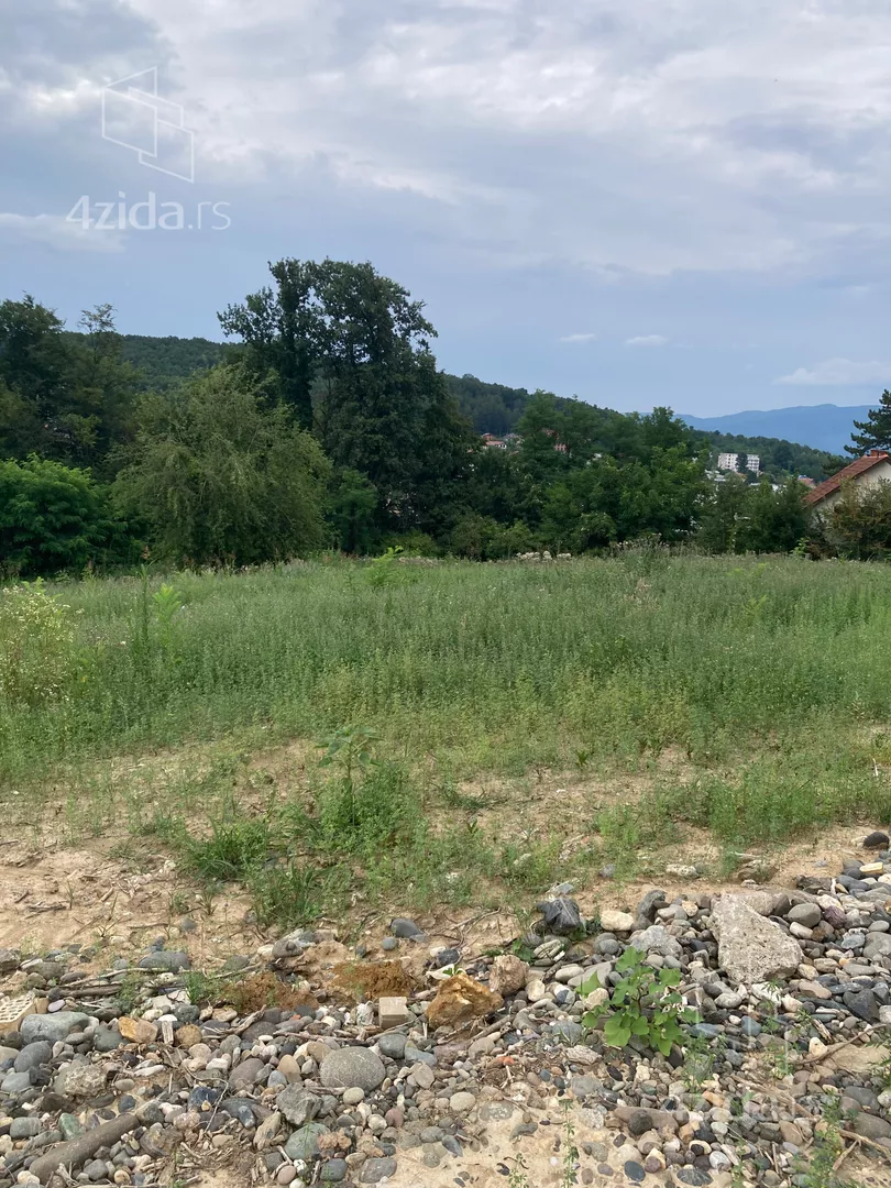 Građevinsko zemljište | 4zida