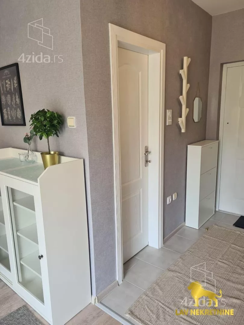 Garsonjera | 4zida
