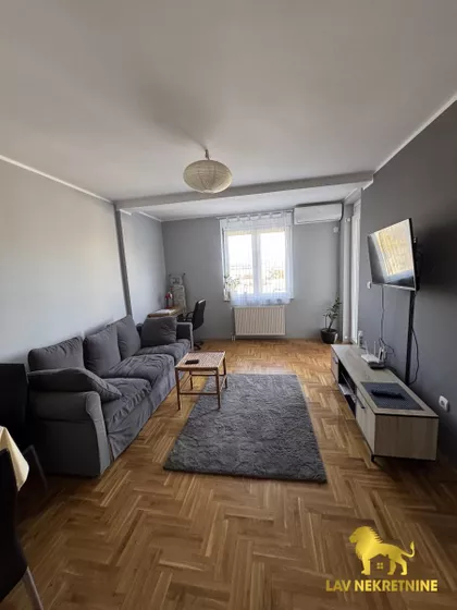 JOVANA HRANILOVIĆA | 4zida.rs