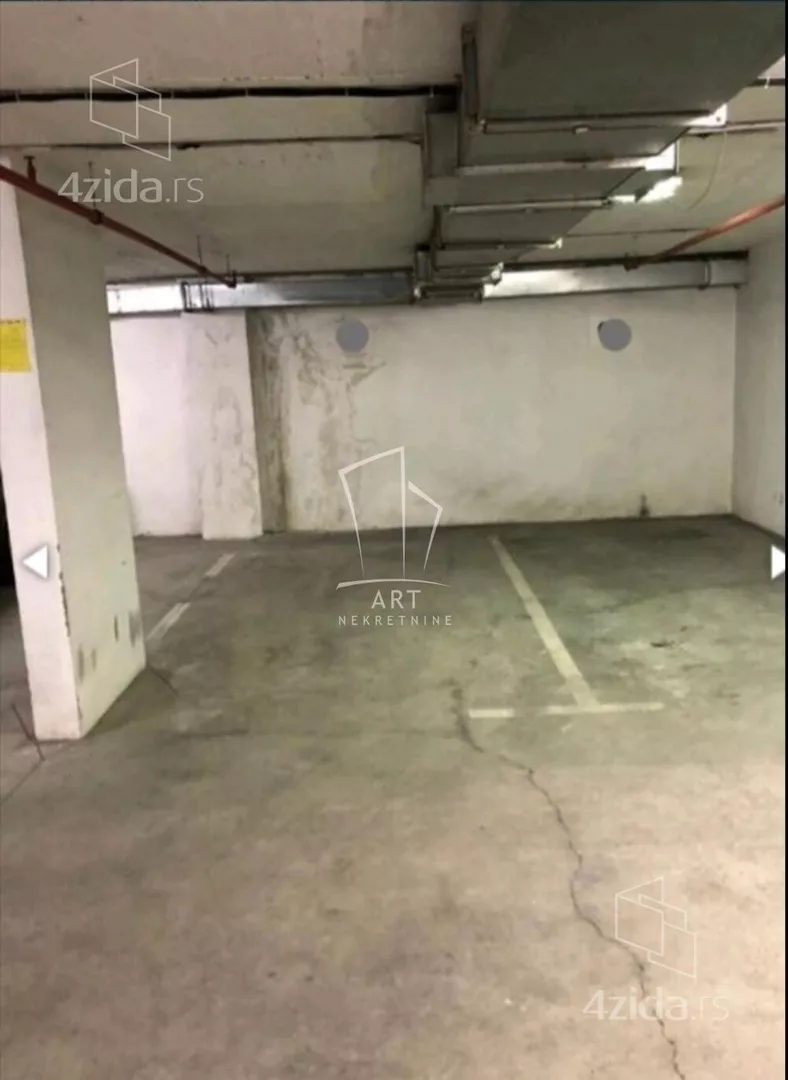 Garaža | 4zida