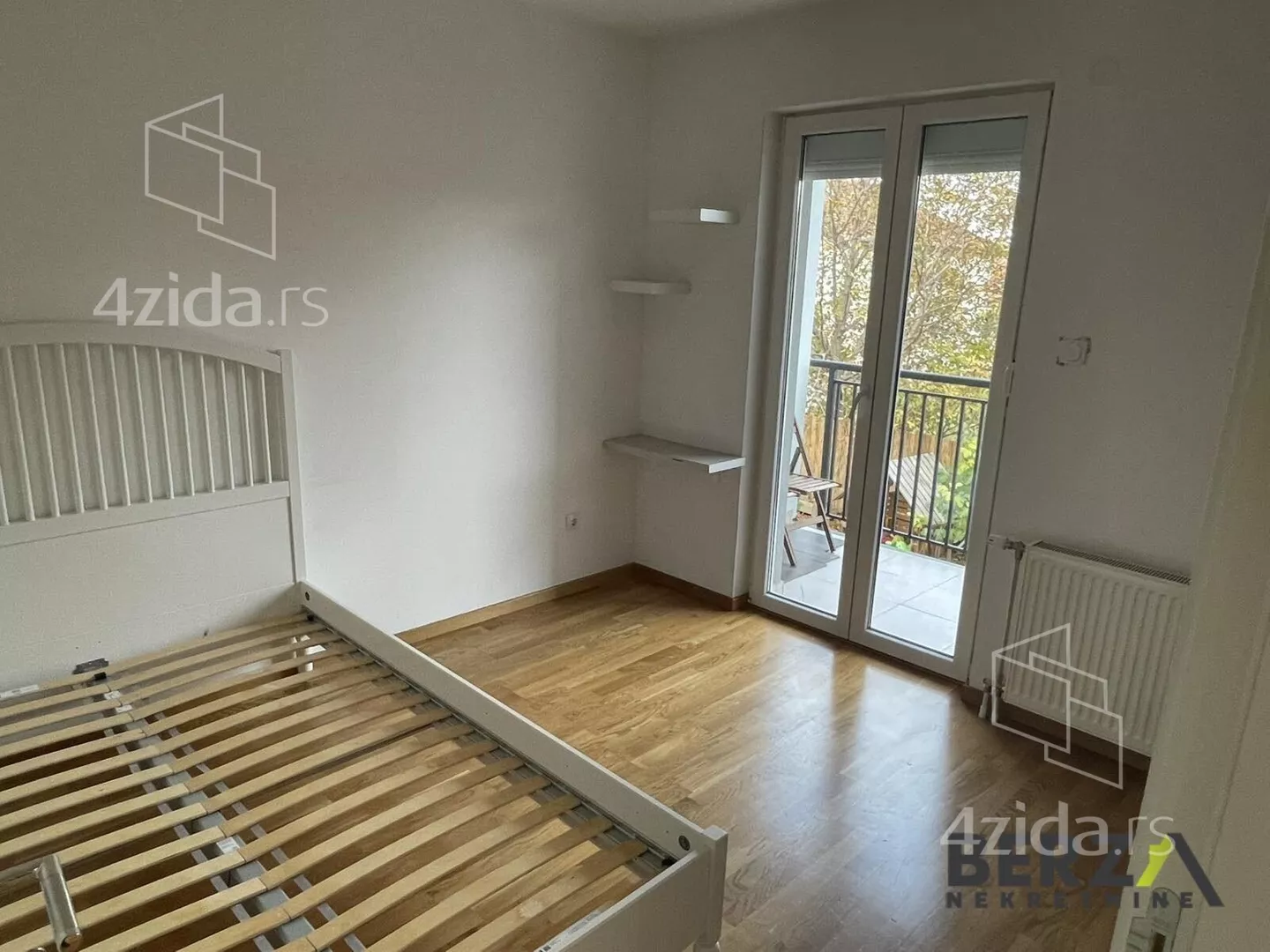 Troiposoban stan | 4zida