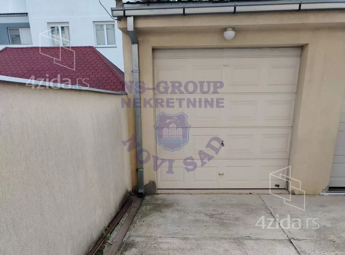 Garaža | 4zida