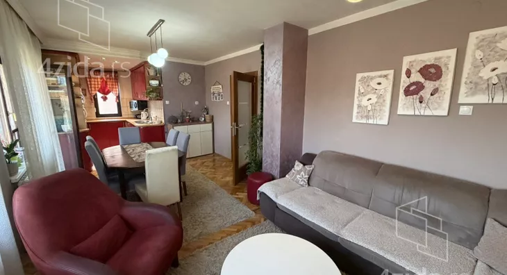 Četvorosoban stan | 4zida