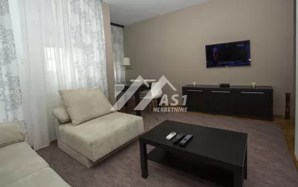 Polgar Andraša | 4zida.rs