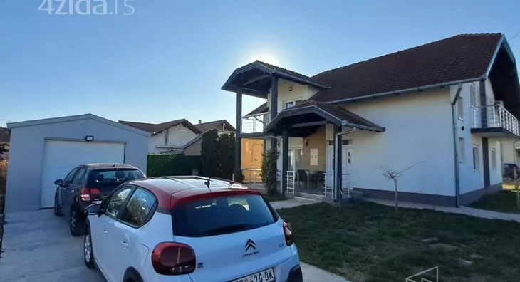 Kuća | 4zida