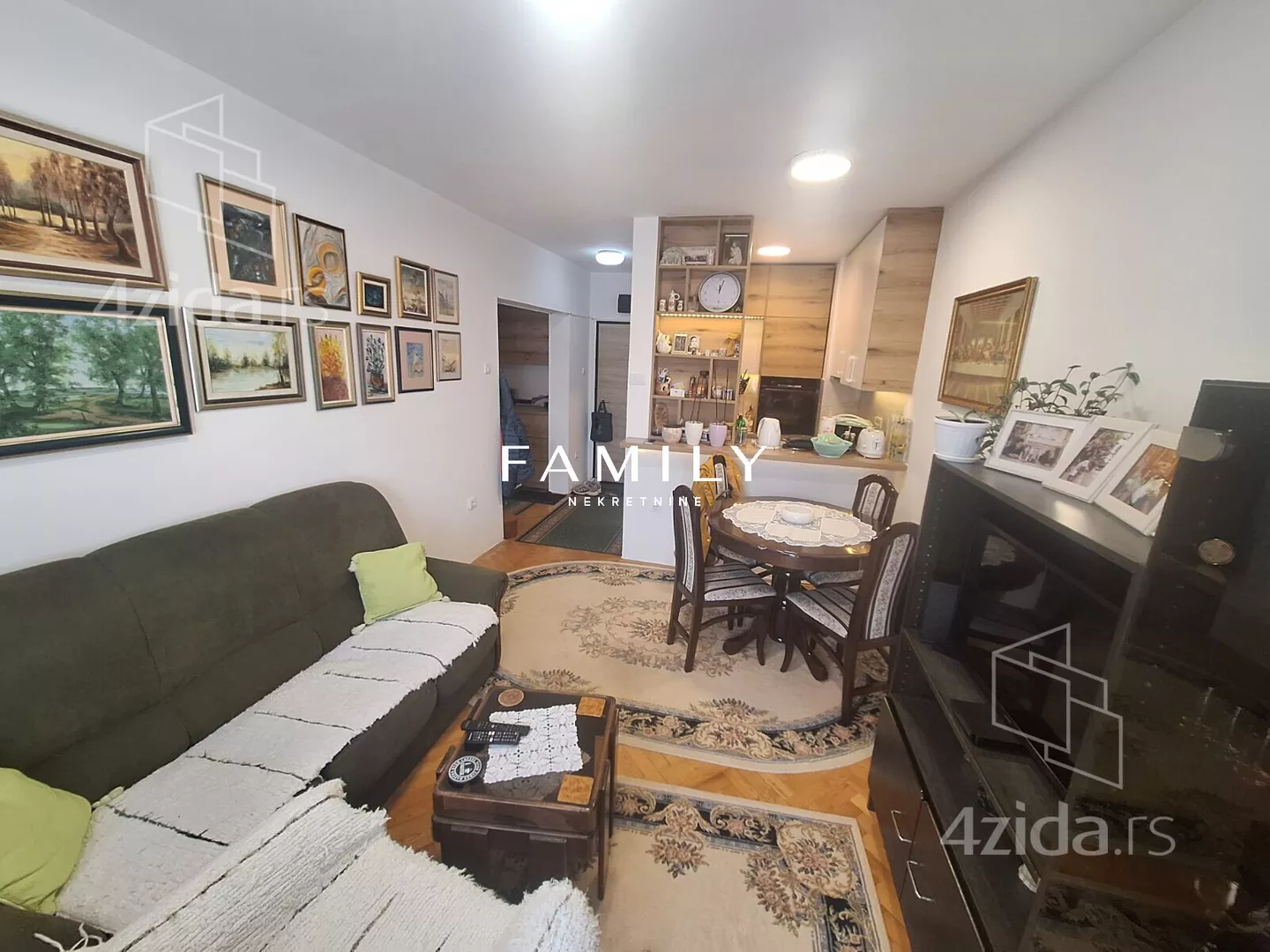 Jednoiposoban stan | 4zida