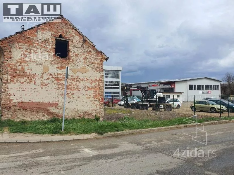 Plac | 4zida