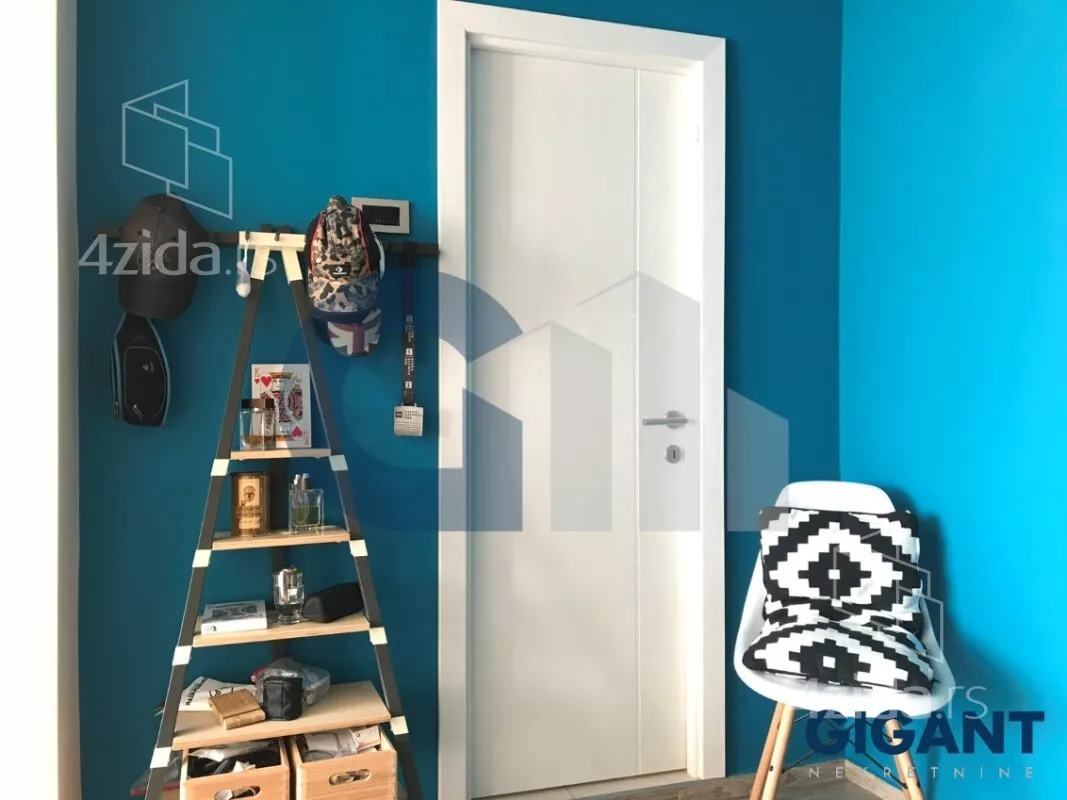 Petosoban stan | 4zida