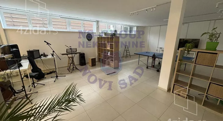 Poslovni prostor | 4zida