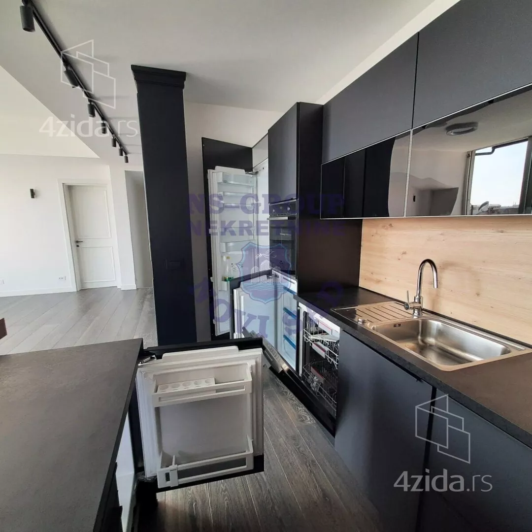 Petosoban stan | 4zida