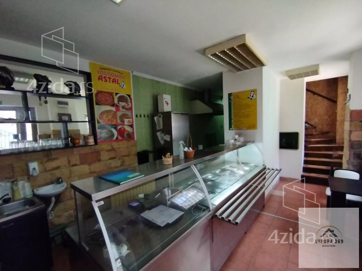 Lokal | 4zida