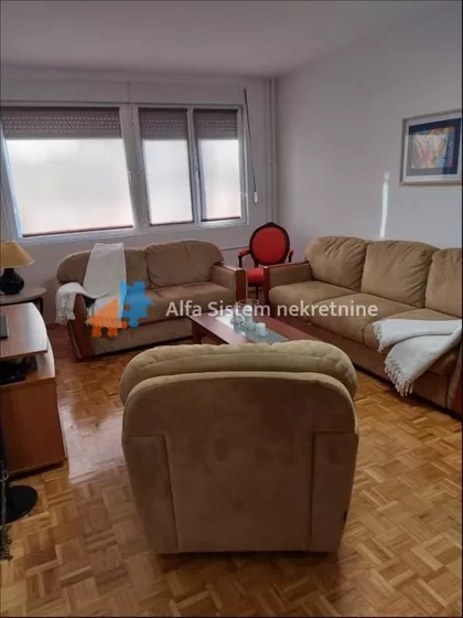 Čubura | 4zida.rs