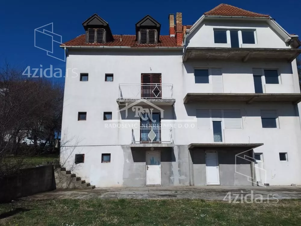 3-etažna kuća | 4zida