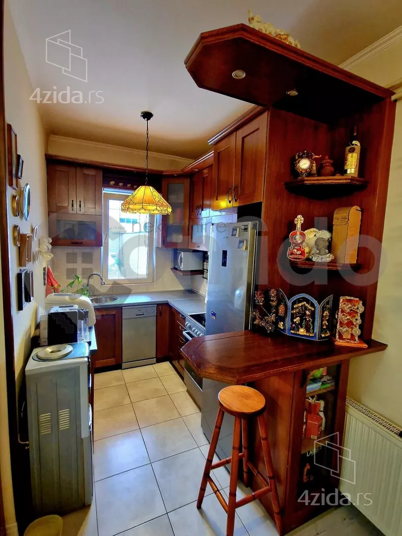 3-etažna kuća | 4zida