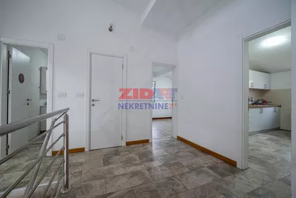 Jajinci | 4zida.rs